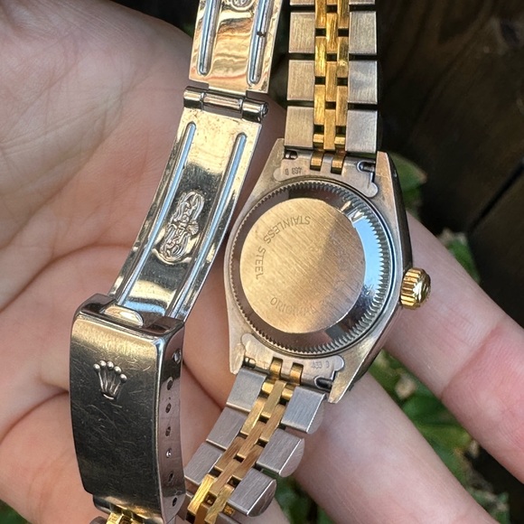 Rolex Ladies Datejust Vintage 26mm (authentic & rare) - Picture 3 of 11